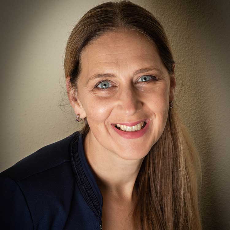 Angelique Plender
